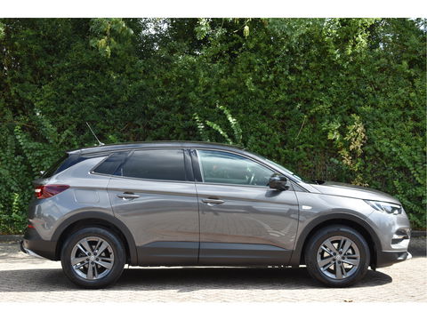 Opel Grandland 1.2 Turbo Elegance 131 PK Winter pakket | DAB | Carplay / Androidauto | Stoelverwarming 4x | Camera | Trekhaak | 4-Seasons | LED verlichting
