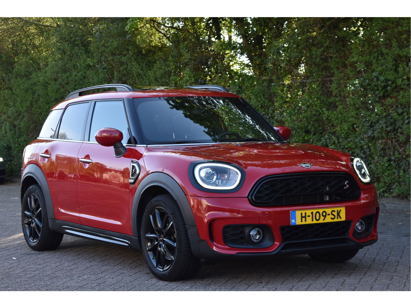 MINI Countryman 2.0 Cooper S 192 PK Hammersmith JCW | NL-Auto | Historie | Keyless | Open dak | Leder | Carplay | Full LED | Zeer netjes