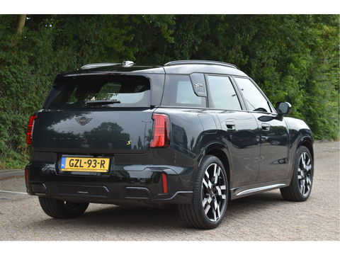 MINI Countryman S 313 PK SE ALL4 John Cooper Works S 66.5 kWh | NL-Auto | Standkachel | Camera | Keyless | HUD | Stuurverwarming | Carplay | Full LED