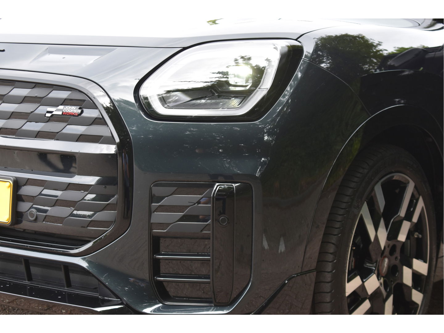 MINI Countryman S 313 PK SE ALL4 John Cooper Works S 66.5 kWh | NL-Auto | Standkachel | Camera | Keyless | HUD | Stuurverwarming | Carplay | Full LED
