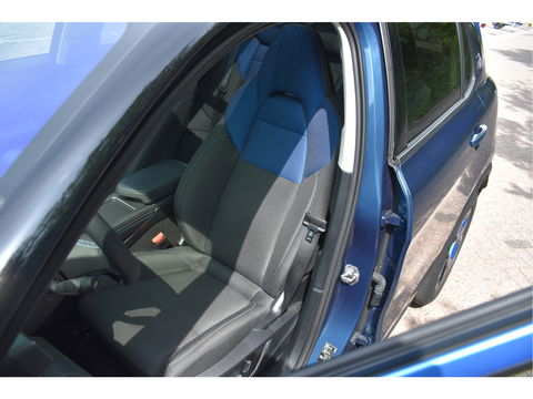 Lynk & Co 01 1.5 MHEV | Geen Plugin | Keyless | Open dak | Carplay / Androidauto | DAB | Camera | Stoelverwarming | Sfeerverlichting