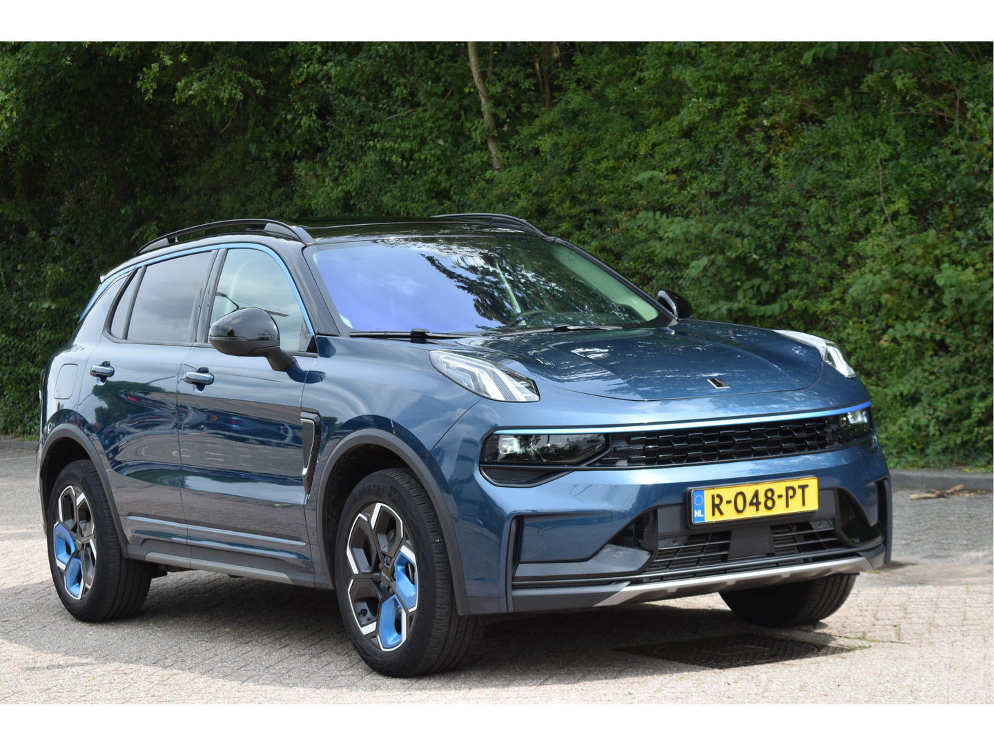 Lynk & Co 01 1.5 MHEV | Geen Plugin | Keyless | Open dak | Carplay / Androidauto | DAB | Camera | Stoelverwarming | Sfeerverlichting