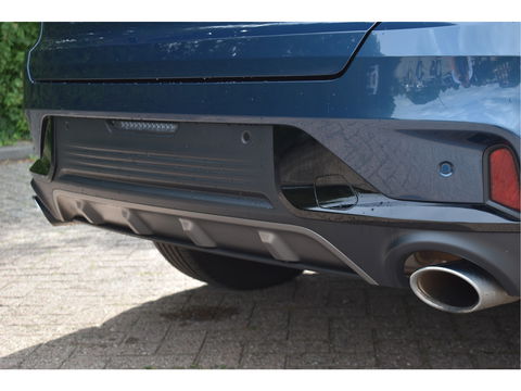 Lynk & Co 01 1.5 MHEV | Geen Plugin | Keyless | Open dak | Carplay / Androidauto | DAB | Camera | Stoelverwarming | Sfeerverlichting