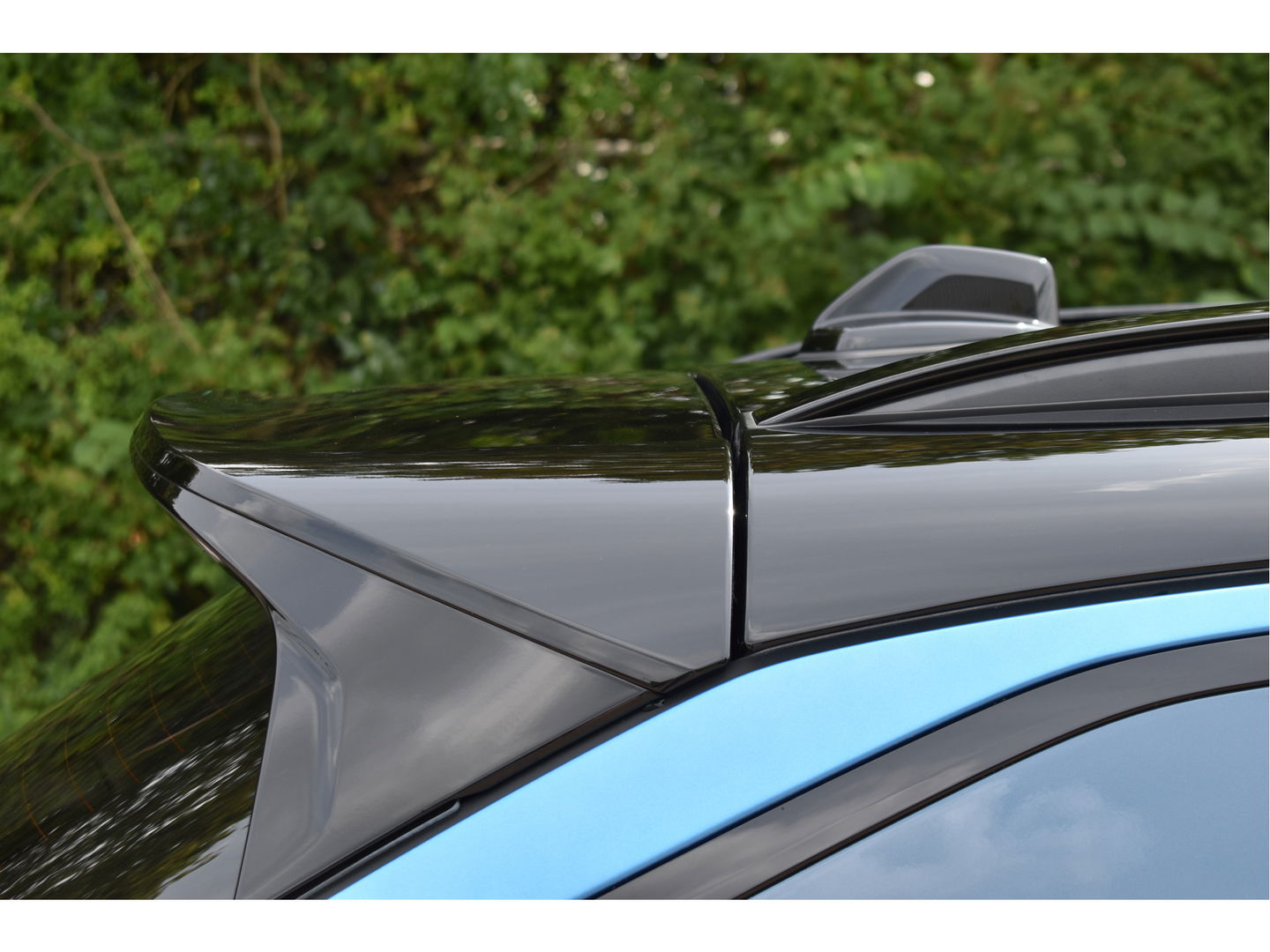 Lynk & Co 01 1.5 MHEV | Geen Plugin | Keyless | Open dak | Carplay / Androidauto | DAB | Camera | Stoelverwarming | Sfeerverlichting