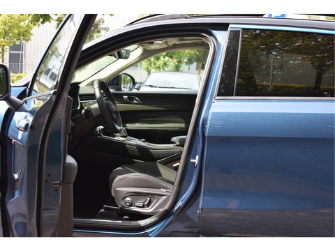 Lynk & Co 01 1.5 MHEV | Geen Plugin | Keyless | Open dak | Carplay / Androidauto | DAB | Camera | Stoelverwarming | Sfeerverlichting