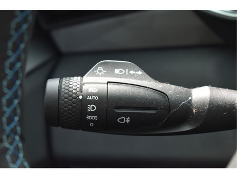 Lynk & Co 01 1.5 MHEV | Geen Plugin | Keyless | Open dak | Carplay / Androidauto | DAB | Camera | Stoelverwarming | Sfeerverlichting