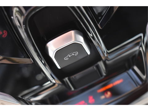 Lynk & Co 01 1.5 MHEV | Geen Plugin | Keyless | Open dak | Carplay / Androidauto | DAB | Camera | Stoelverwarming | Sfeerverlichting