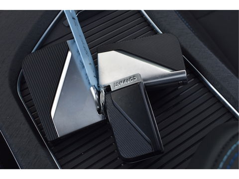 Lynk & Co 01 1.5 MHEV | Geen Plugin | Keyless | Open dak | Carplay / Androidauto | DAB | Camera | Stoelverwarming | Sfeerverlichting