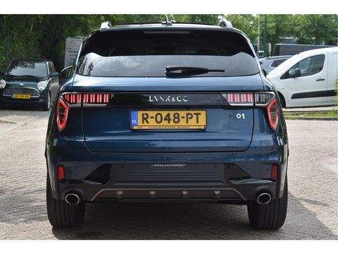 Lynk & Co 01 1.5 MHEV | Geen Plugin | Keyless | Open dak | Carplay / Androidauto | DAB | Camera | Stoelverwarming | Sfeerverlichting