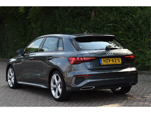 Audi A3 Sportback 35 TFSI edition one S-Line 3x 150pk | Stoelverwarming | Virtual Cockpit | Camera | Carplay/Android | Adapt.CC | Full LED