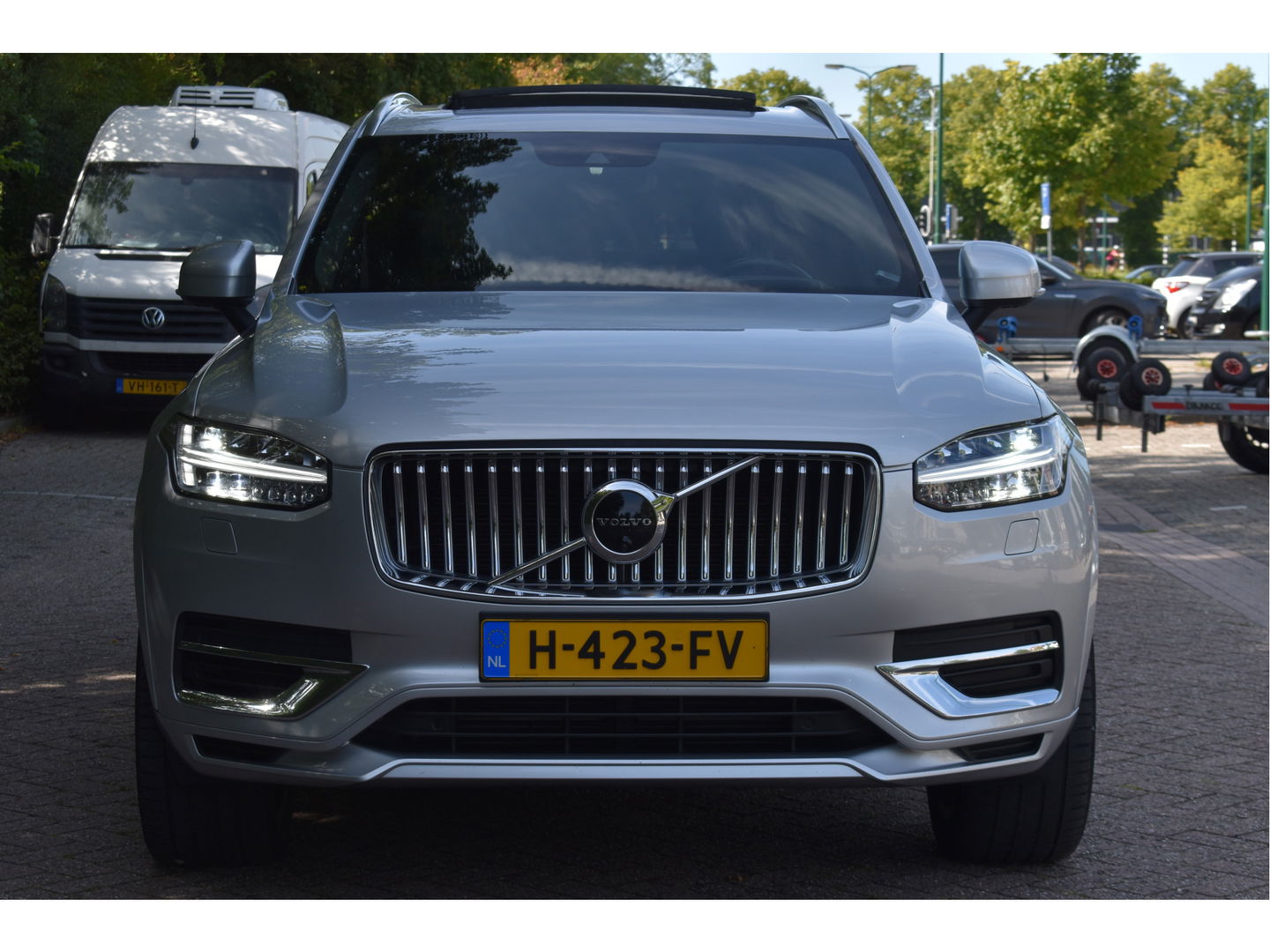 Volvo XC90 2.0 T8 Twin Engine AWD Inscription Intro Edition 390 pk 7-persoons | NL-Auto | Trekhaak | HUD | Keyless | 360 gr.camera | Memorystoelen | Stoelverkoeling | Full LED