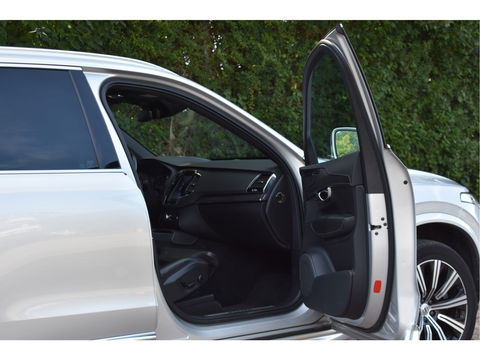 Volvo XC90 2.0 T8 Twin Engine AWD Inscription Intro Edition 390 pk 7-persoons | NL-Auto | Trekhaak | HUD | Keyless | 360 gr.camera | Memorystoelen | Stoelverkoeling | Full LED