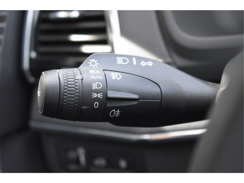 Volvo XC90 2.0 T8 Twin Engine AWD Inscription Intro Edition 390 pk 7-persoons | NL-Auto | Trekhaak | HUD | Keyless | 360 gr.camera | Memorystoelen | Stoelverkoeling | Full LED