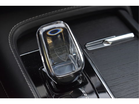 Volvo XC90 2.0 T8 Twin Engine AWD Inscription Intro Edition 390 pk 7-persoons | NL-Auto | Trekhaak | HUD | Keyless | 360 gr.camera | Memorystoelen | Stoelverkoeling | Full LED