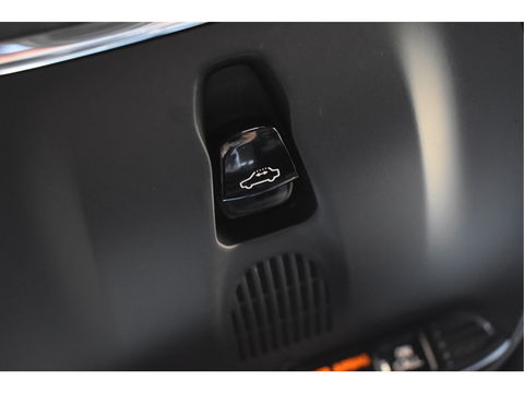 Volvo XC90 2.0 T8 Twin Engine AWD Inscription Intro Edition 390 pk 7-persoons | NL-Auto | Trekhaak | HUD | Keyless | 360 gr.camera | Memorystoelen | Stoelverkoeling | Full LED