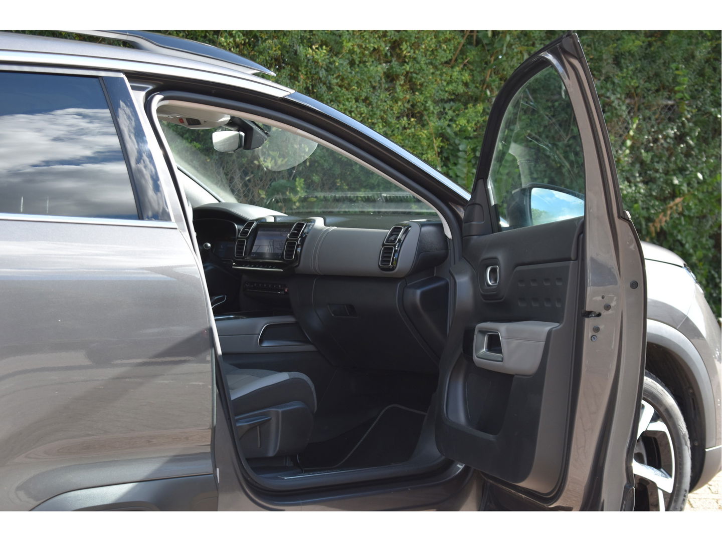 Citroën C5 Aircross 1.6 Plug-in Hybrid 225 Feel, LEDER, BOEKJES,NAP EN ONDERHOUDSHISTORIE