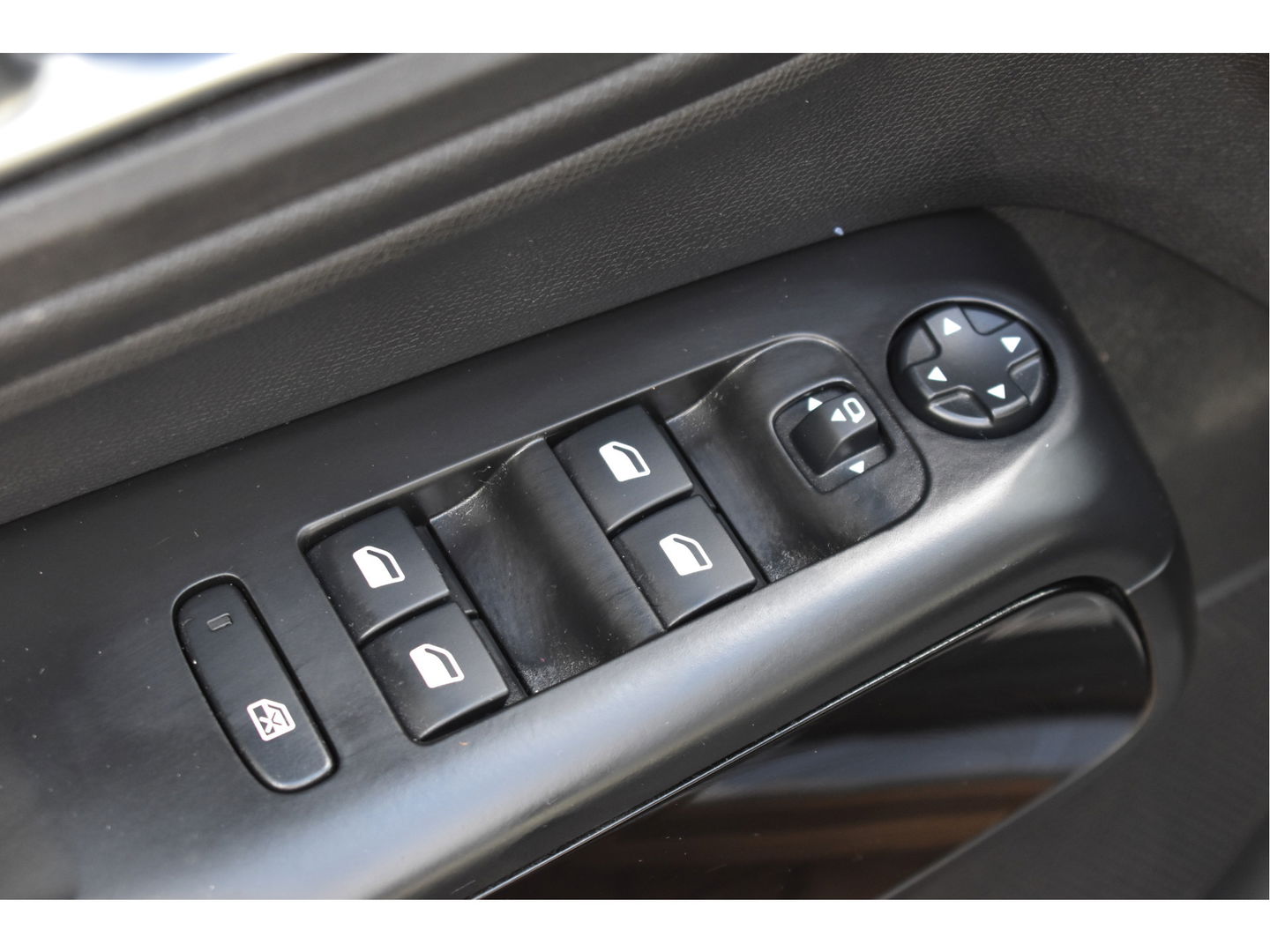 Citroën C5 Aircross 1.6 Plug-in Hybrid 225 Feel, LEDER, BOEKJES,NAP EN ONDERHOUDSHISTORIE