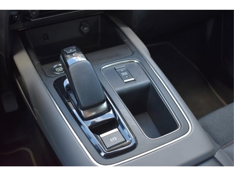 Citroën C5 Aircross 1.6 Plug-in Hybrid 225 Feel, LEDER, BOEKJES,NAP EN ONDERHOUDSHISTORIE