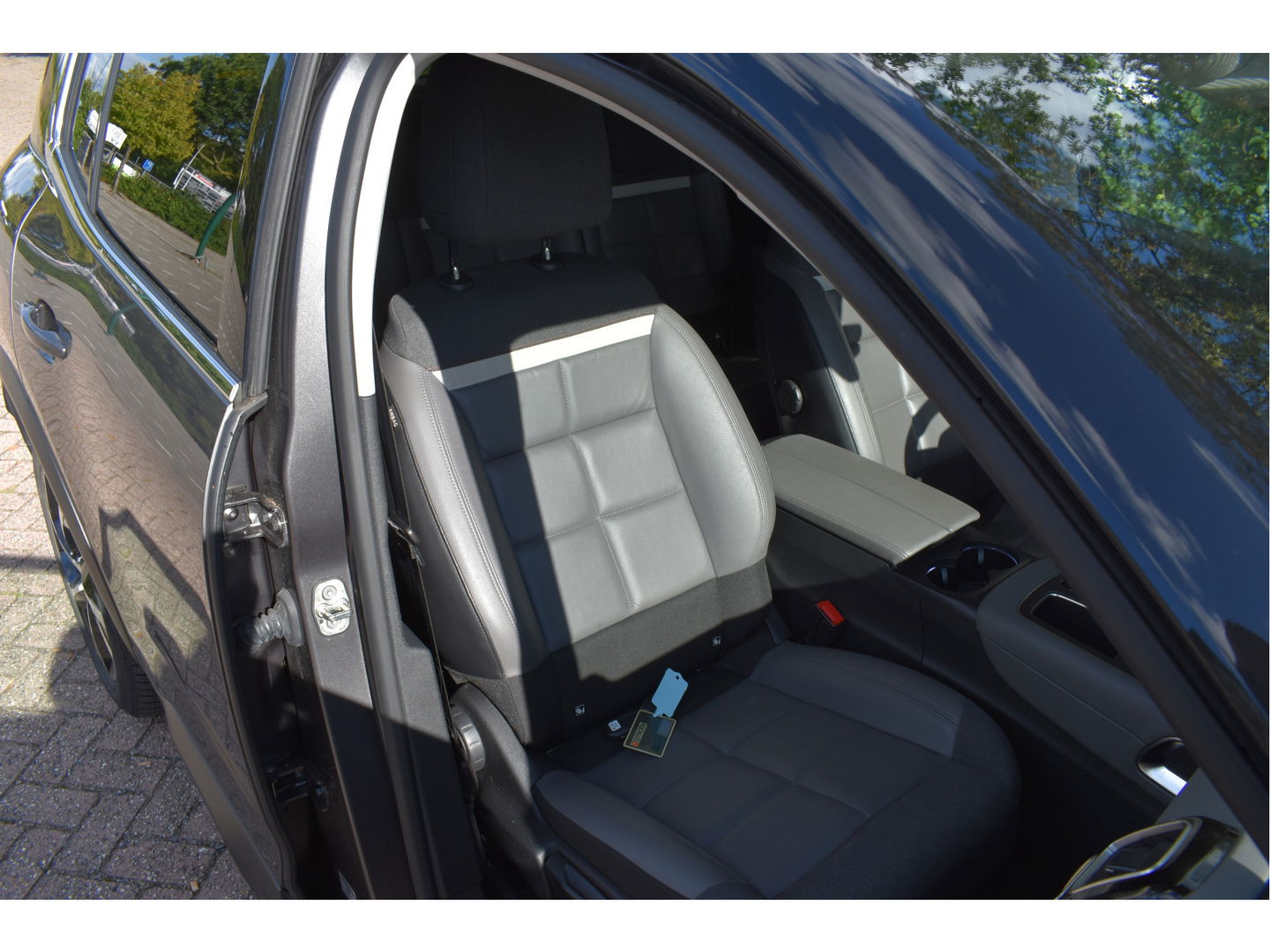 Citroën C5 Aircross 1.6 Plug-in Hybrid 225 Feel, LEDER, BOEKJES,NAP EN ONDERHOUDSHISTORIE