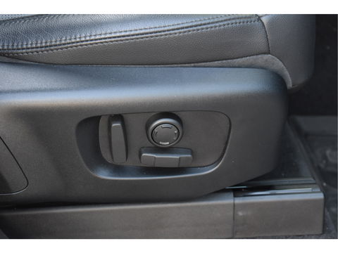 Land Rover Discovery 3.0 Si6 HSE 340 PK PANO.DAK, LUCHTVERING, CAMERA, NAVI, LEDER, DAB, FULL LED, 20" LM-VELGEN, NIEUWSTAAT