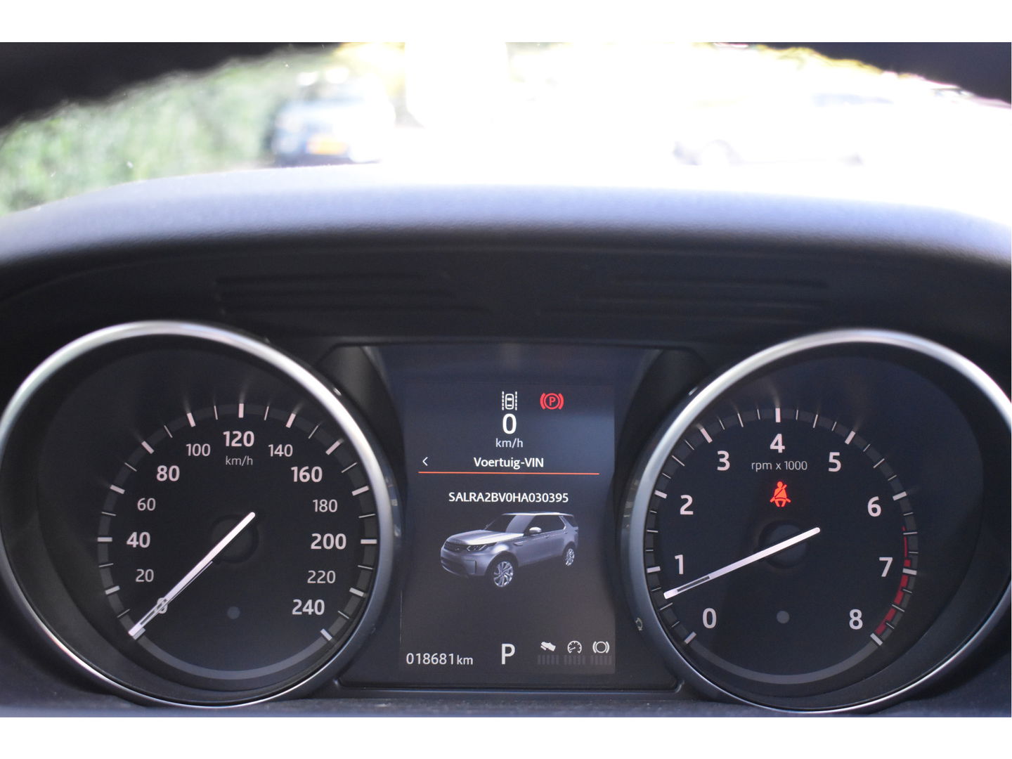 Land Rover Discovery 3.0 Si6 HSE 340 PK PANO.DAK, LUCHTVERING, CAMERA, NAVI, LEDER, DAB, FULL LED, 20" LM-VELGEN, NIEUWSTAAT