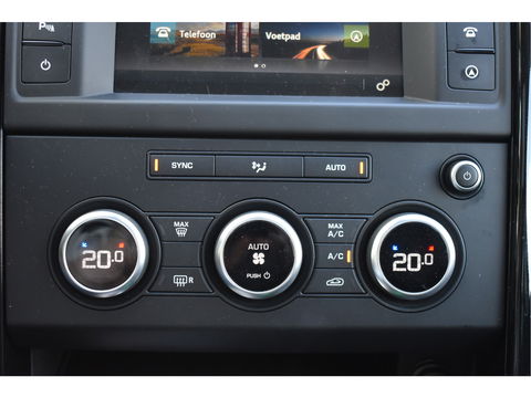 Land Rover Discovery 3.0 Si6 HSE 340 PK PANO.DAK, LUCHTVERING, CAMERA, NAVI, LEDER, DAB, FULL LED, 20" LM-VELGEN, NIEUWSTAAT