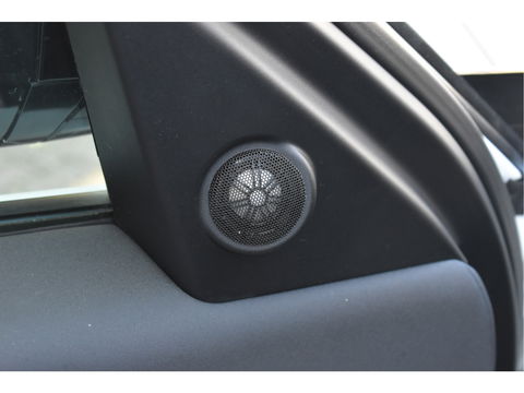 Land Rover Discovery 3.0 Si6 HSE 340 PK PANO.DAK, LUCHTVERING, CAMERA, NAVI, LEDER, DAB, FULL LED, 20" LM-VELGEN, NIEUWSTAAT