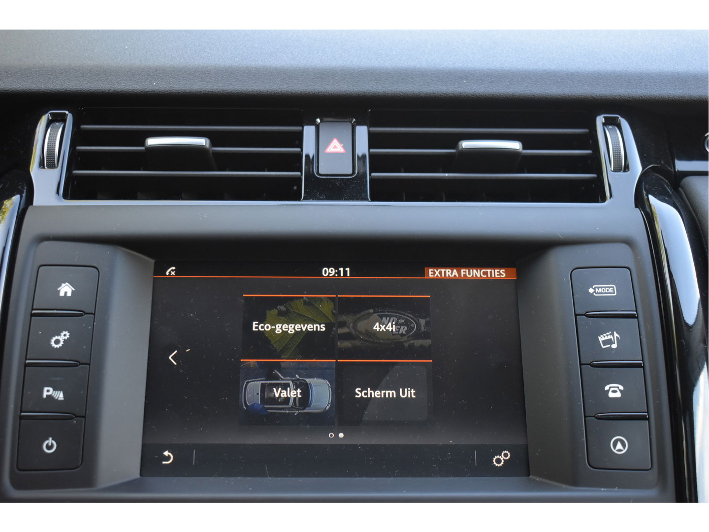 Land Rover Discovery 3.0 Si6 HSE 340 PK PANO.DAK, LUCHTVERING, CAMERA, NAVI, LEDER, DAB, FULL LED, 20" LM-VELGEN, NIEUWSTAAT