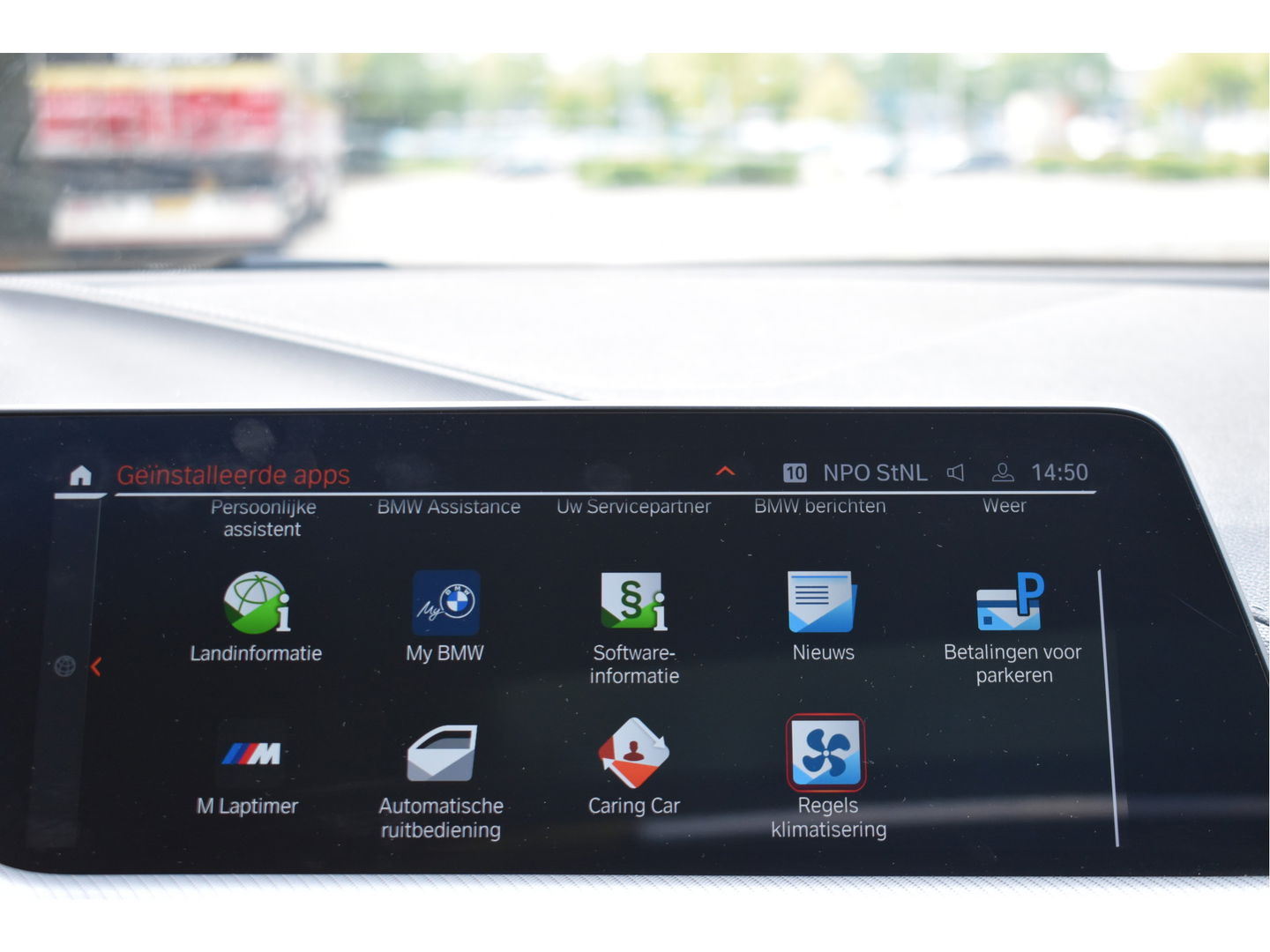 BMW 1-serie 120i M-Sport | NL-Auto | Nieuw € 60.000,- | Headup | Open dak | Camera | Elekt.stoelen | Carplay | Full LED