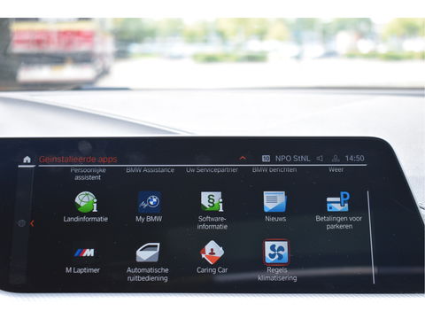 BMW 1-serie 120i M-Sport | NL-Auto | Nieuw € 60.000,- | Headup | Open dak | Camera | Elekt.stoelen | Carplay | Full LED