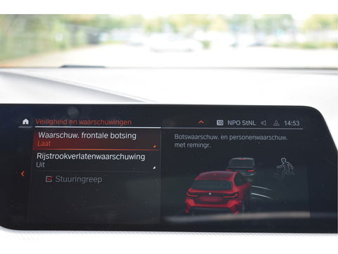 BMW 1-serie 120i M-Sport | NL-Auto | Nieuw € 60.000,- | Headup | Open dak | Camera | Elekt.stoelen | Carplay | Full LED