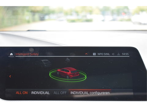 BMW 1-serie 120i M-Sport | NL-Auto | Nieuw € 60.000,- | Headup | Open dak | Camera | Elekt.stoelen | Carplay | Full LED
