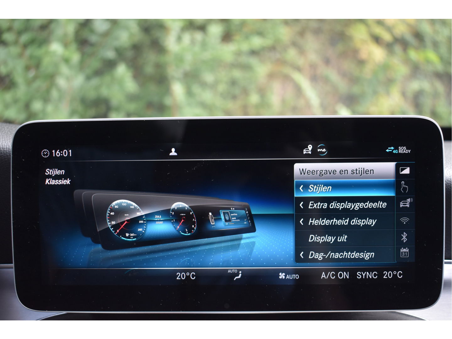 Mercedes-Benz C-Klasse 180 Business Solution AMG | NL-Auto | 360 gr. camera | Pano.dak | Afn.haak | Carplay | Full LED