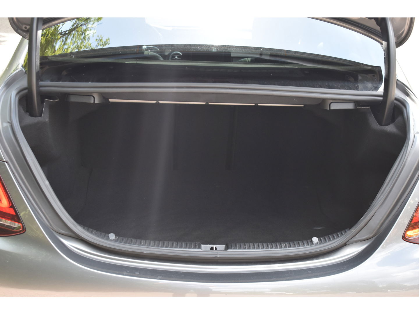 Mercedes-Benz C-Klasse 180 Business Solution AMG | NL-Auto | 360 gr. camera | Pano.dak | Afn.haak | Carplay | Full LED