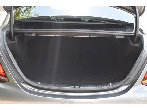 Mercedes-Benz C-Klasse 180 Business Solution AMG | NL-Auto | 360 gr. camera | Pano.dak | Afn.haak | Carplay | Full LED