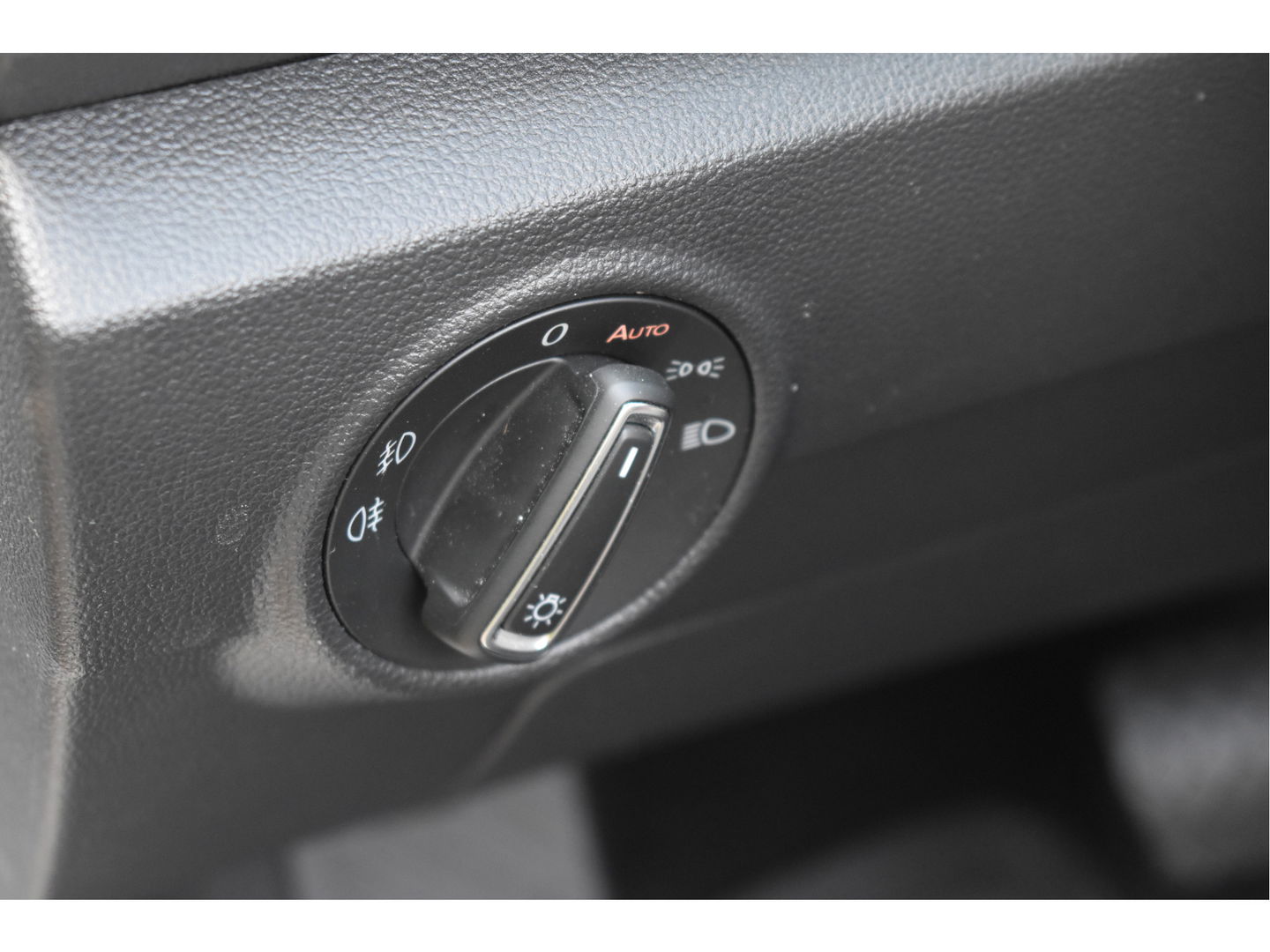 Volkswagen T-Roc Cabrio 1.5 TSI 150PK | Camera | Navigatie | DAB | Stoelverwarming | PDC rondom | LM-Velgen