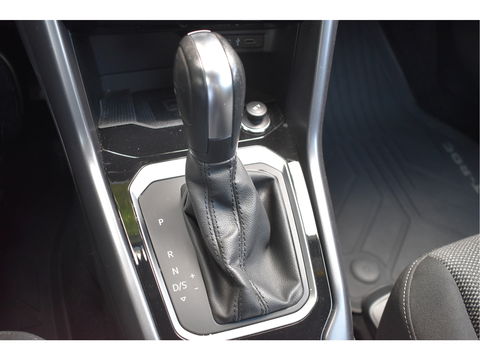 Volkswagen T-Roc Cabrio 1.5 TSI 150PK | Camera | Navigatie | DAB | Stoelverwarming | PDC rondom | LM-Velgen
