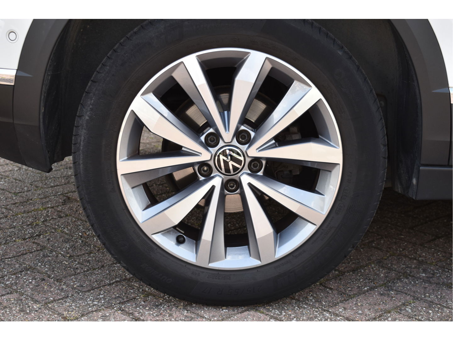 Volkswagen T-Roc Cabrio 1.5 TSI 150PK | Camera | Navigatie | DAB | Stoelverwarming | PDC rondom | LM-Velgen