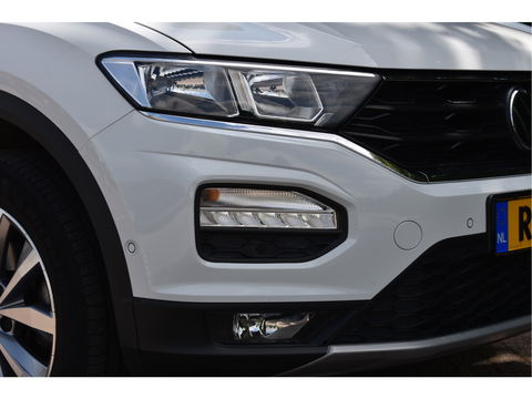 Volkswagen T-Roc Cabrio 1.5 TSI 150PK | Camera | Navigatie | DAB | Stoelverwarming | PDC rondom | LM-Velgen