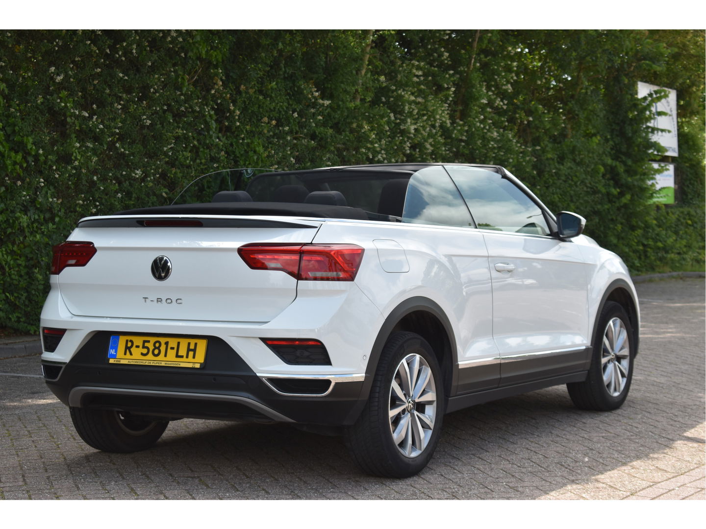 Volkswagen T-Roc Cabrio 1.5 TSI 150PK | Camera | Navigatie | DAB | Stoelverwarming | PDC rondom | LM-Velgen