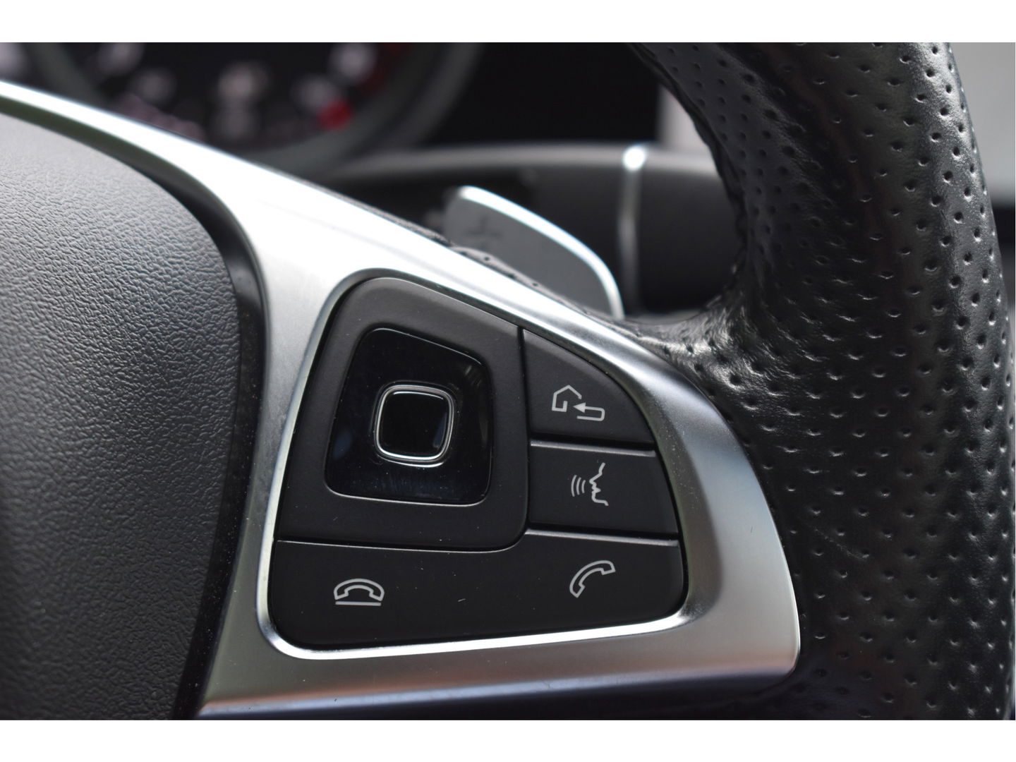 Mercedes-Benz E-Klasse 200 Business Solution AMG | Onderh.historie | Standkachel | Burmester | Sfeerverlichting | Open dak | Carplay | Full LED