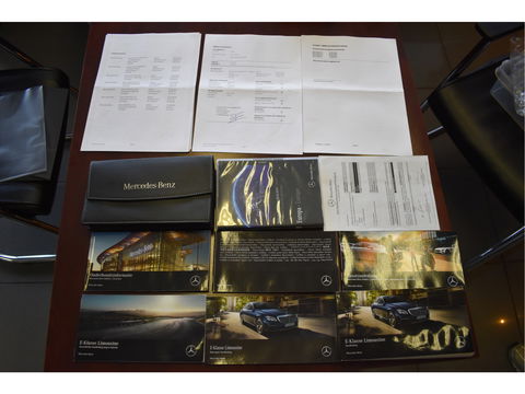 Mercedes-Benz E-Klasse 200 Business Solution AMG | Onderh.historie | Standkachel | Burmester | Sfeerverlichting | Open dak | Carplay | Full LED