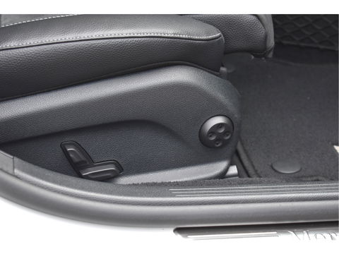 Mercedes-Benz E-Klasse 200 Business Solution AMG | Onderh.historie | Standkachel | Burmester | Sfeerverlichting | Open dak | Carplay | Full LED