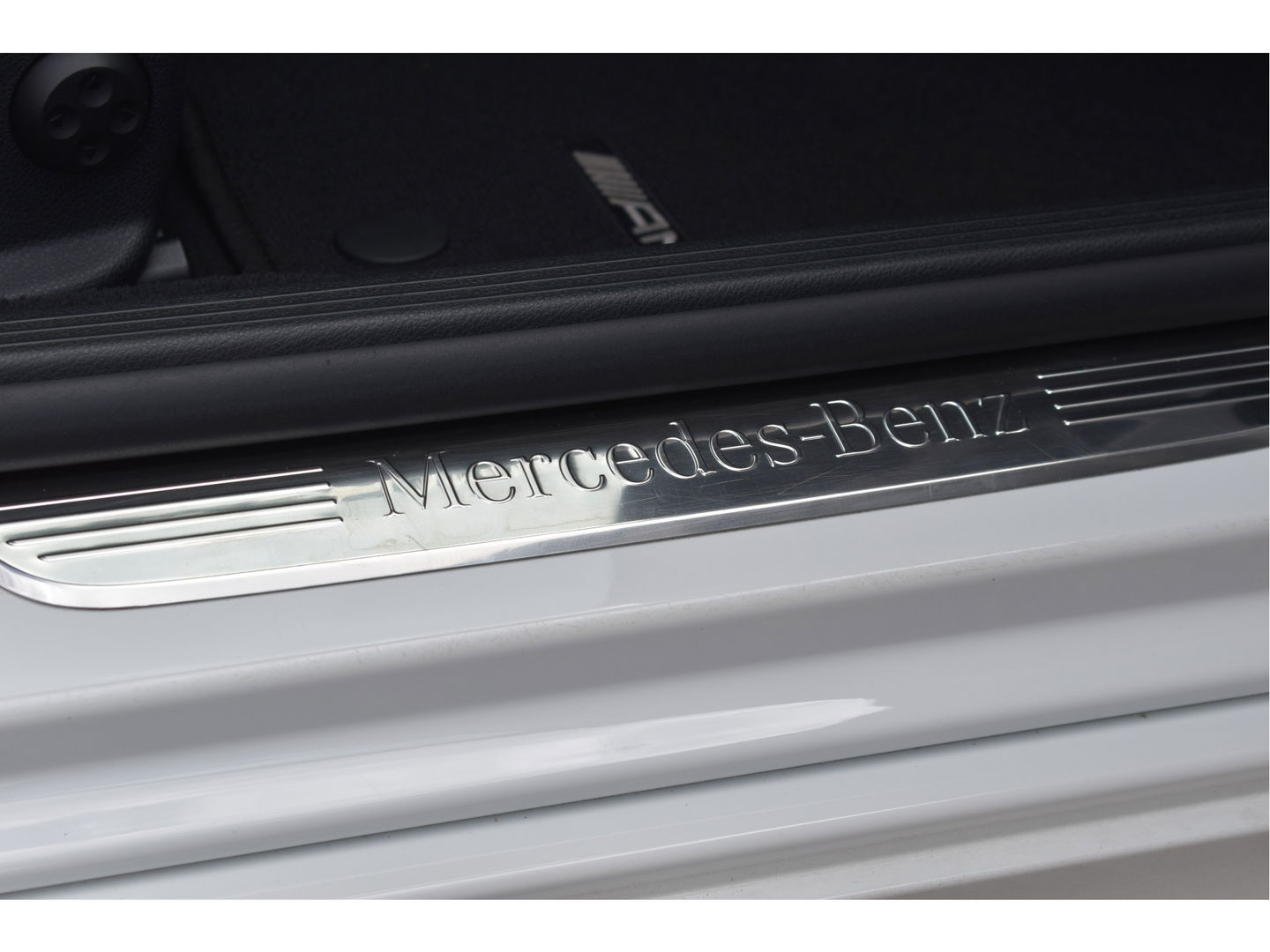 Mercedes-Benz E-Klasse 200 Business Solution AMG | Onderh.historie | Standkachel | Burmester | Sfeerverlichting | Open dak | Carplay | Full LED