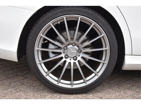 Mercedes-Benz E-Klasse 200 Business Solution AMG | Onderh.historie | Standkachel | Burmester | Sfeerverlichting | Open dak | Carplay | Full LED