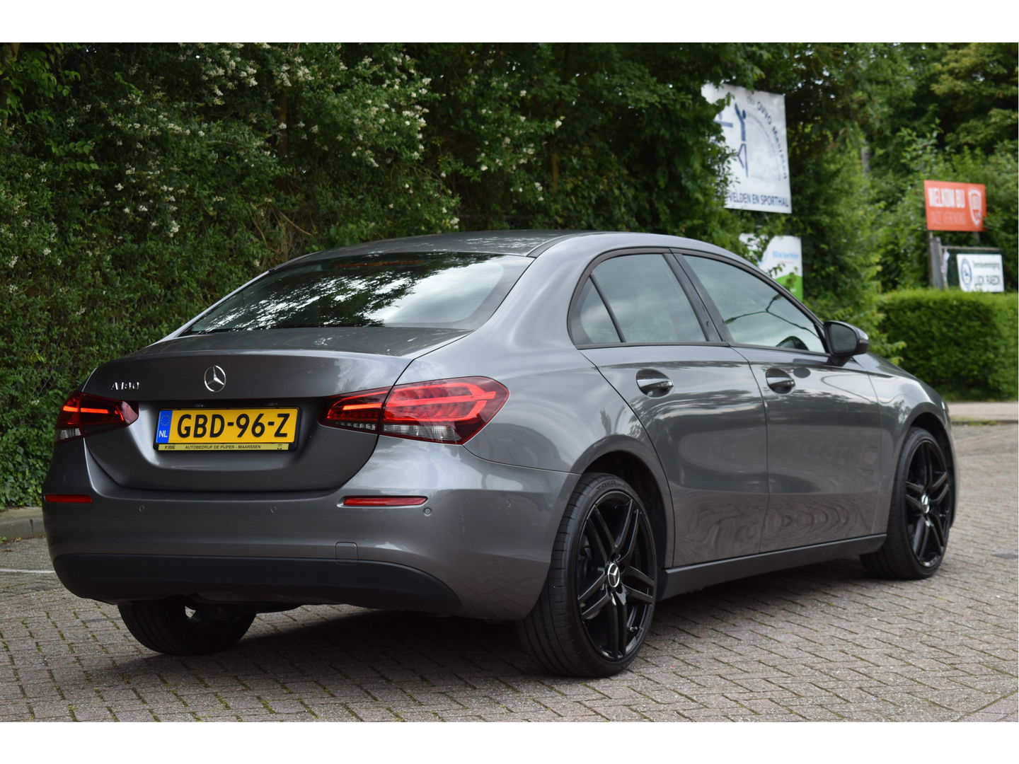 Mercedes-Benz A-Klasse 180 | Virtual Cockpit | Stoelverw | Nav | Cruise Contr | Park.sensoren | Z+W banden | Onderh.historie