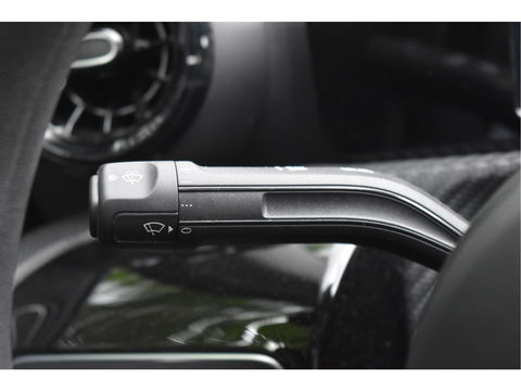 Mercedes-Benz A-Klasse 180 | Virtual Cockpit | Stoelverw | Nav | Cruise Contr | Park.sensoren | Z+W banden | Onderh.historie