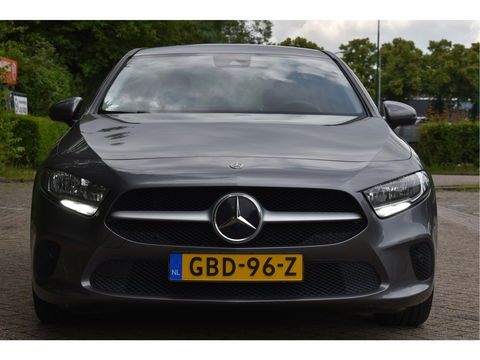 Mercedes-Benz A-Klasse 180 | Virtual Cockpit | Stoelverw | Nav | Cruise Contr | Park.sensoren | Z+W banden | Onderh.historie