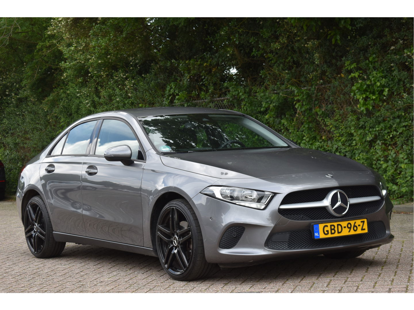 Mercedes-Benz A-Klasse 180 | Virtual Cockpit | Stoelverw | Nav | Cruise Contr | Park.sensoren | Z+W banden | Onderh.historie
