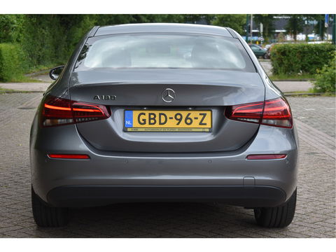 Mercedes-Benz A-Klasse 180 | Virtual Cockpit | Stoelverw | Nav | Cruise Contr | Park.sensoren | Z+W banden | Onderh.historie